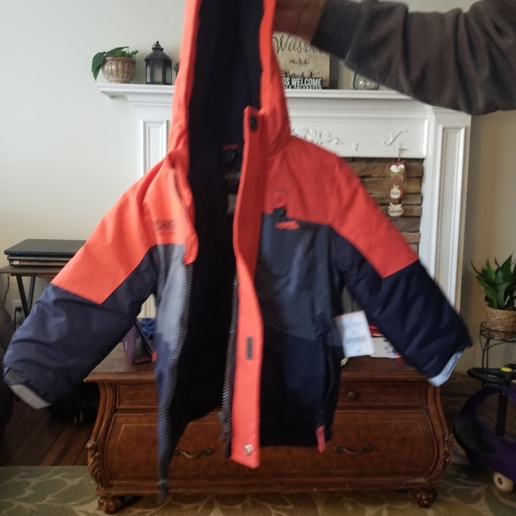 2t boys coat w zip in fleece liner - Picture 1 of 3
